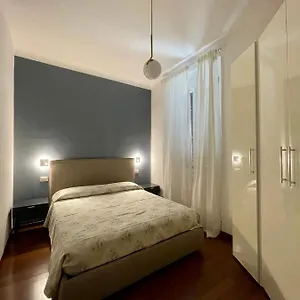 The Painting Apartment. A And Lovely In Milan