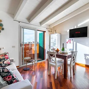 Casa Cosy Venini Milan