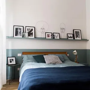 New Elegant Flat 3 Min From Station. Milan